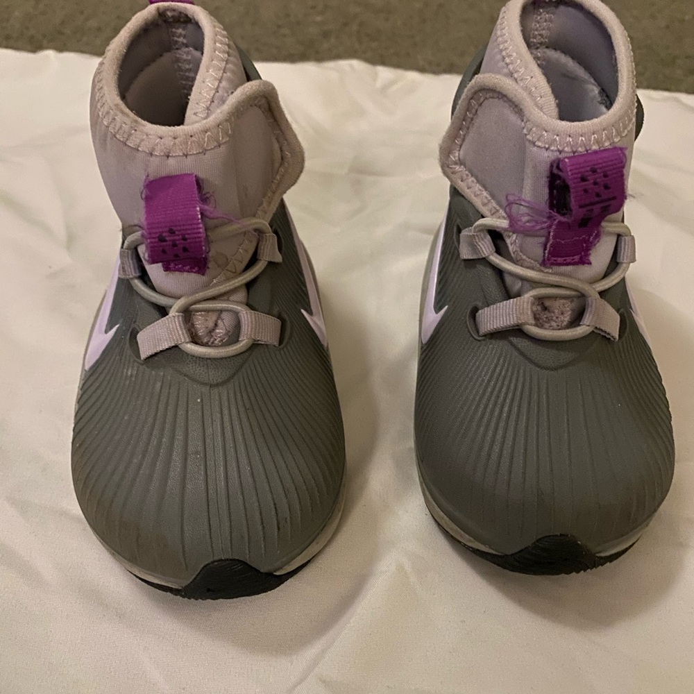 Toddler boots.  Smoke Grey and purple.